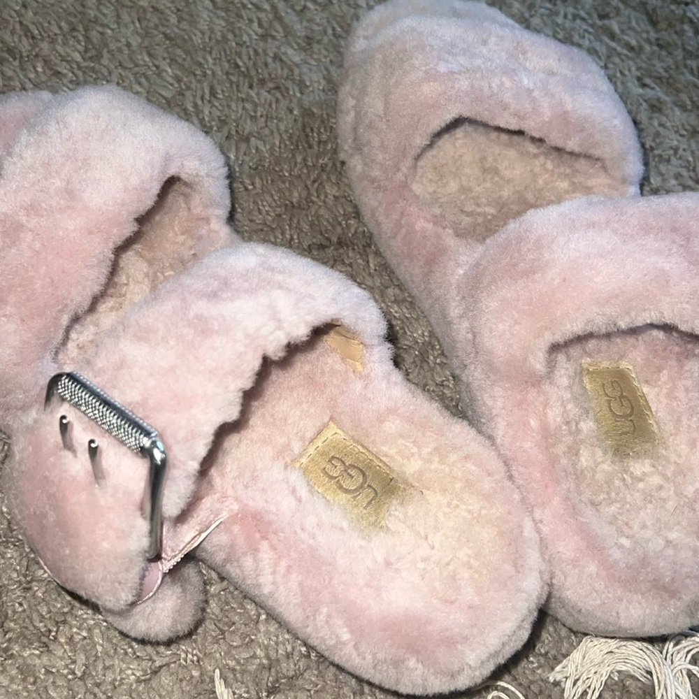 UGG Slides - Picture 2 of 3